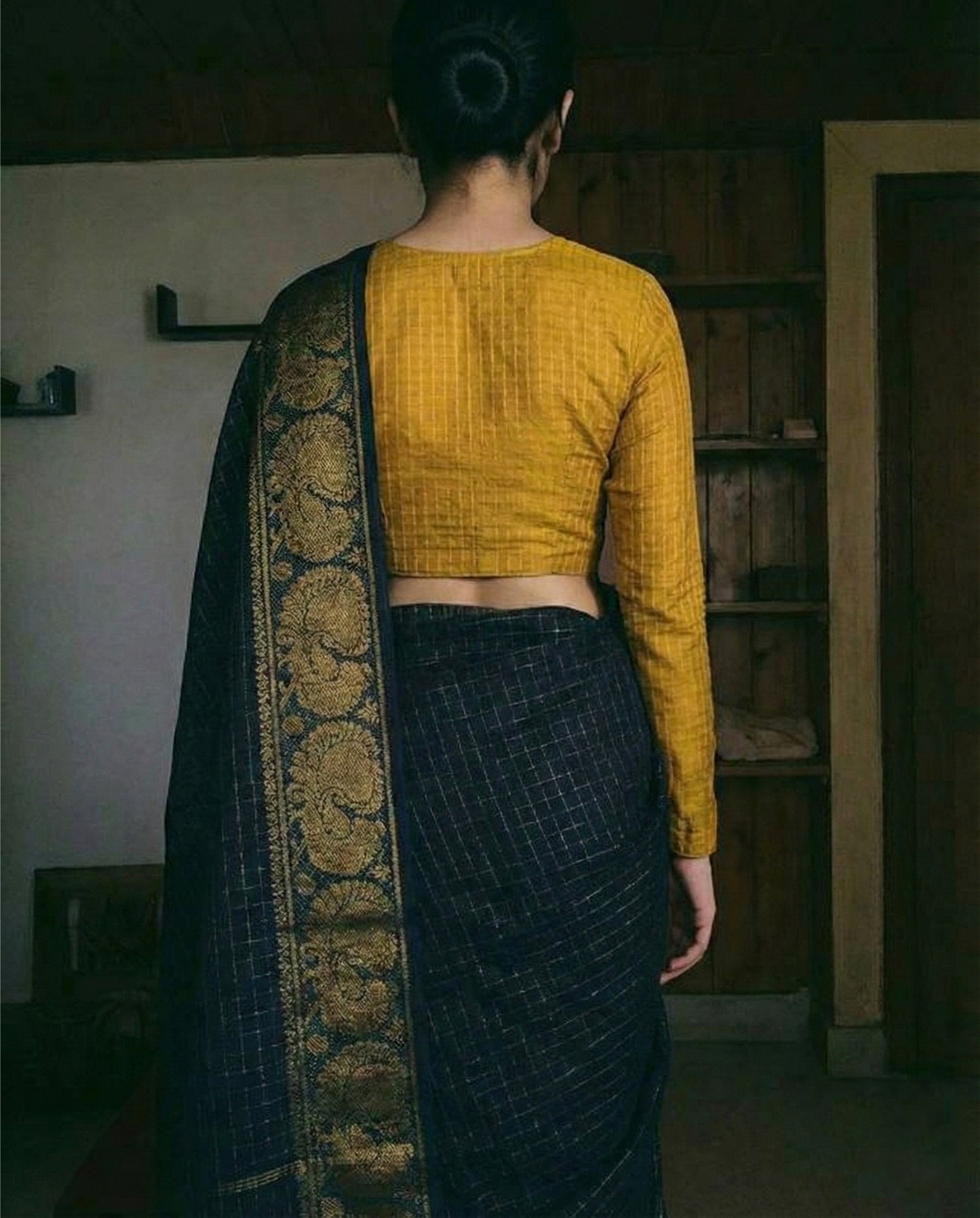 Dark Blue Traditional Kanchipuram Silk Saree with Rich Zari Weaving Border