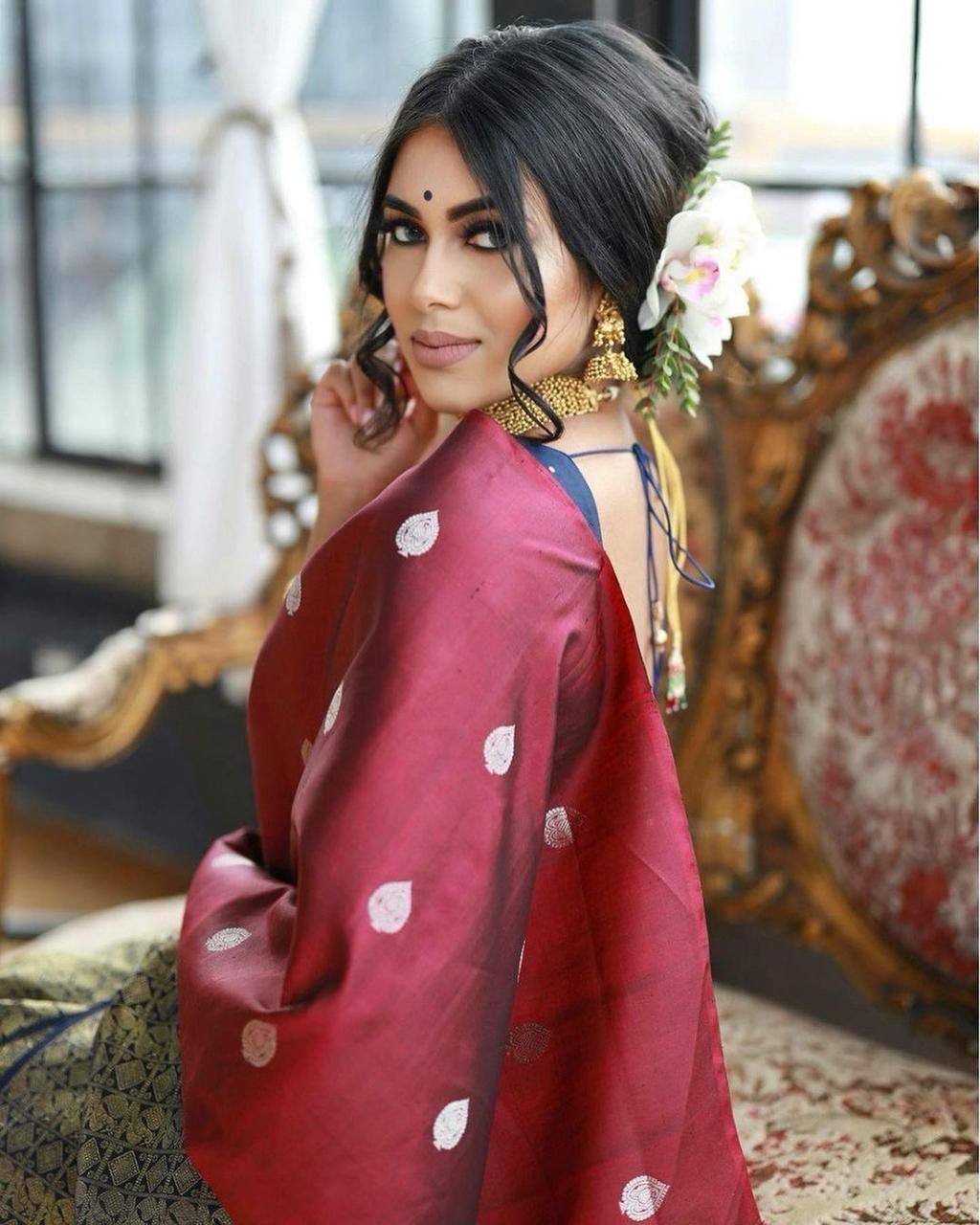 Dark Maroon & Blue Traditional Kanchipuram Silk Saree with Weaving Pallu