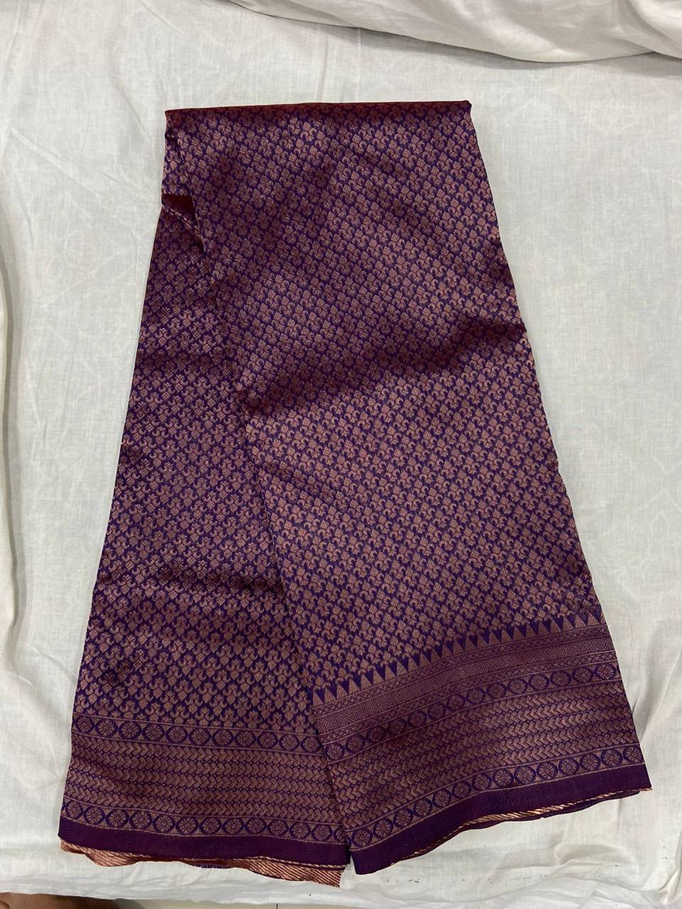 Dark Purple Kanchipuram Jari Weaving Silk Saree with Designer Blouse