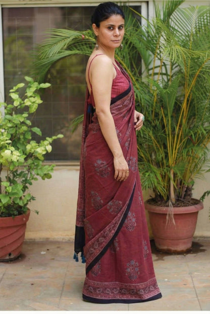 Deep Pink Mulmul Cotton Digital Print Saree with Banglori Blouse