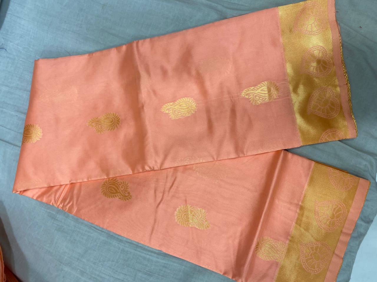 Dusty Peach Kanchipuram Silk Saree with Woven Border & Classic Pallu