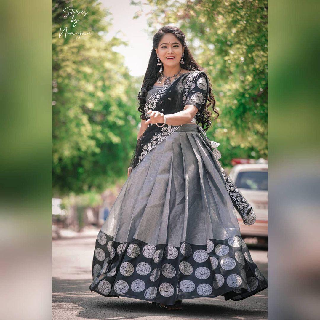 Gray Kanchipuram Silk Lehenga Choli with Jacquard Blouse & Net Dupatta