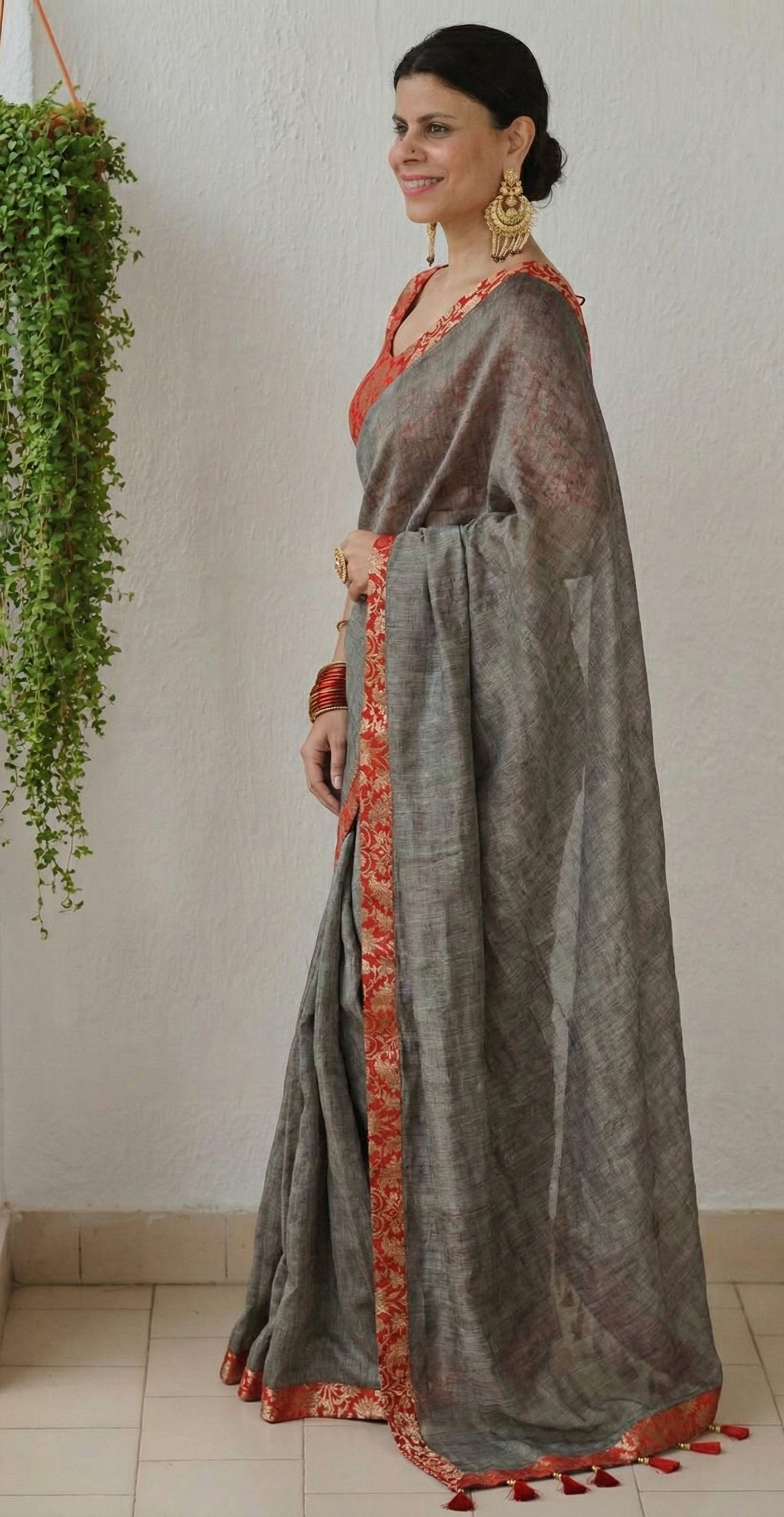 Gray Upadda Silk Jacquard Weaving Saree with Banarasi Blouse