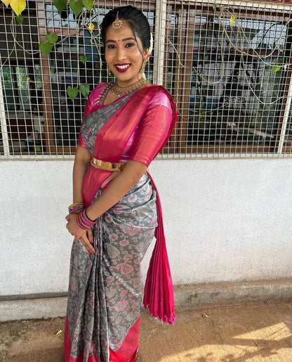 Grey Traditional Kanchipuram Silk Saree with Weaving Design Border Blouse