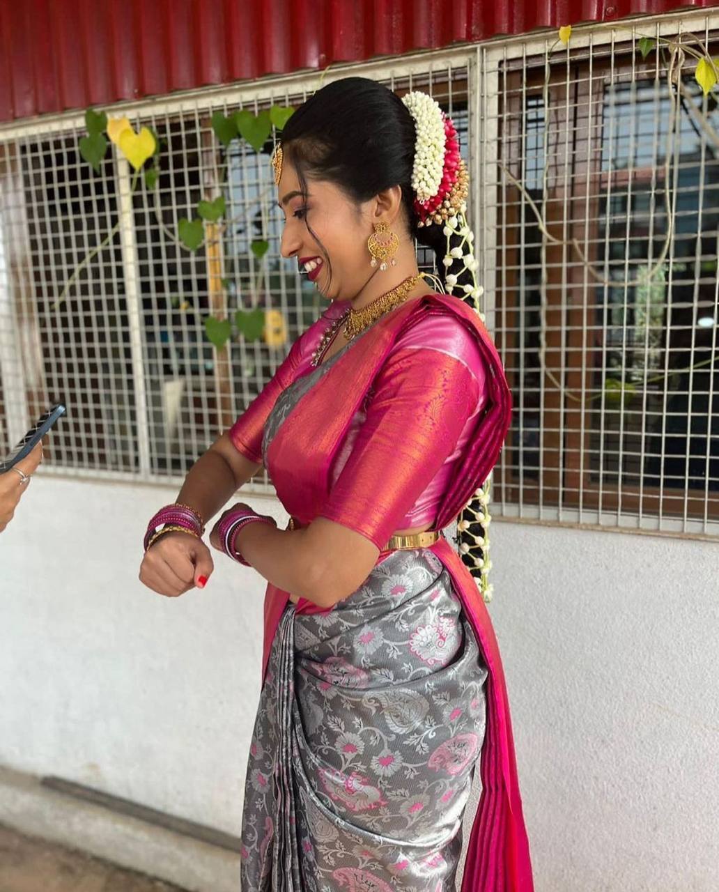 Grey Traditional Kanchipuram Silk Saree with Weaving Design Border Blouse