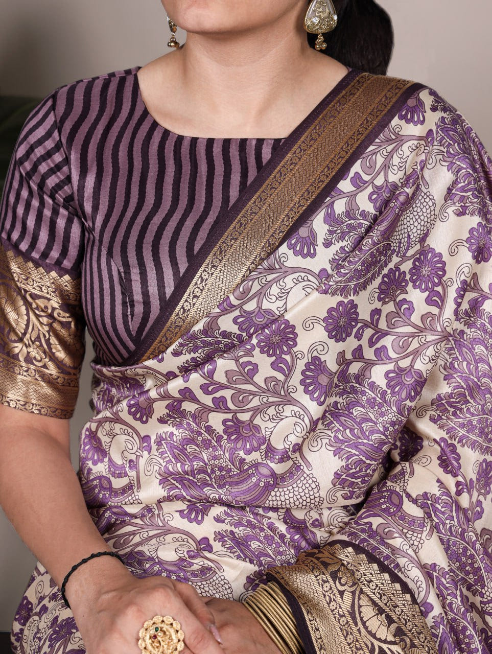 Lavender Tasar Silk Printed Saree with Viscose Border & Matching Blouse
