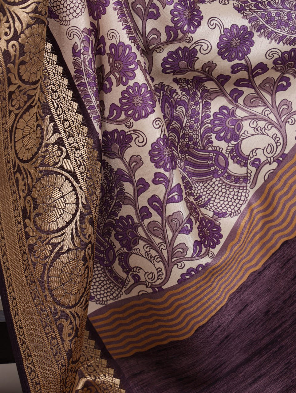 Lavender Tasar Silk Printed Saree with Viscose Border & Matching Blouse