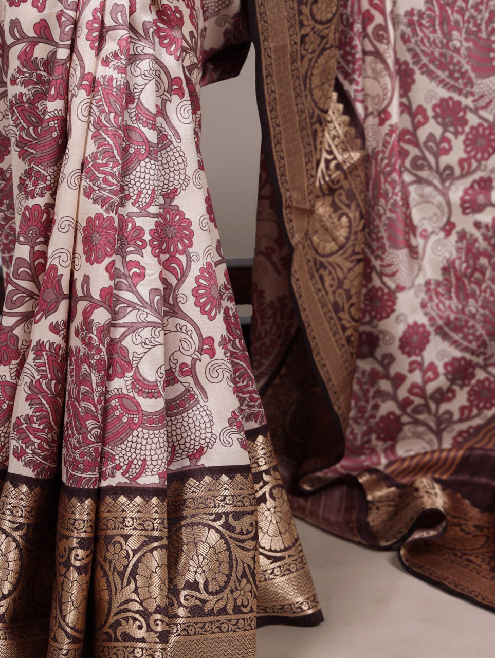 Light Pink Tasar Silk Printed Saree with Viscose Border Matching Blouse