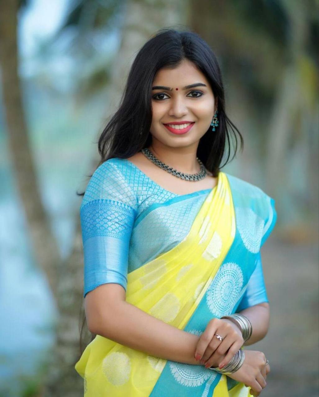 Light Yellow Traditional Kanchipuram Weaving Saree with Rama Border