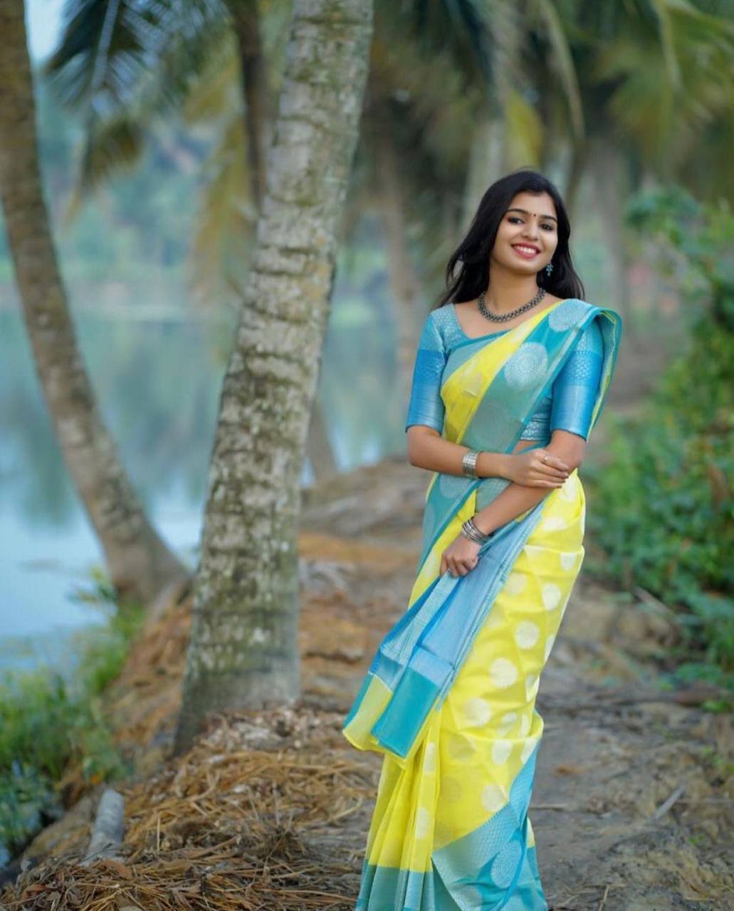 Light Yellow Traditional Kanchipuram Weaving Saree with Rama Border