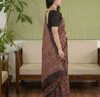 Maroon Mulmul Cotton Digital Print Saree with Banglori Blouse