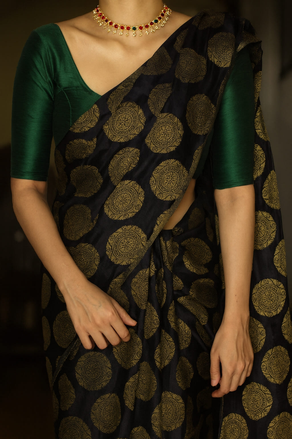 Navy Blue Kanchipuram Silk Saree with Rich Zari Weaving Border