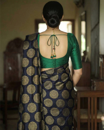 Navy Blue Kanchipuram Silk Saree with Rich Zari Weaving Border