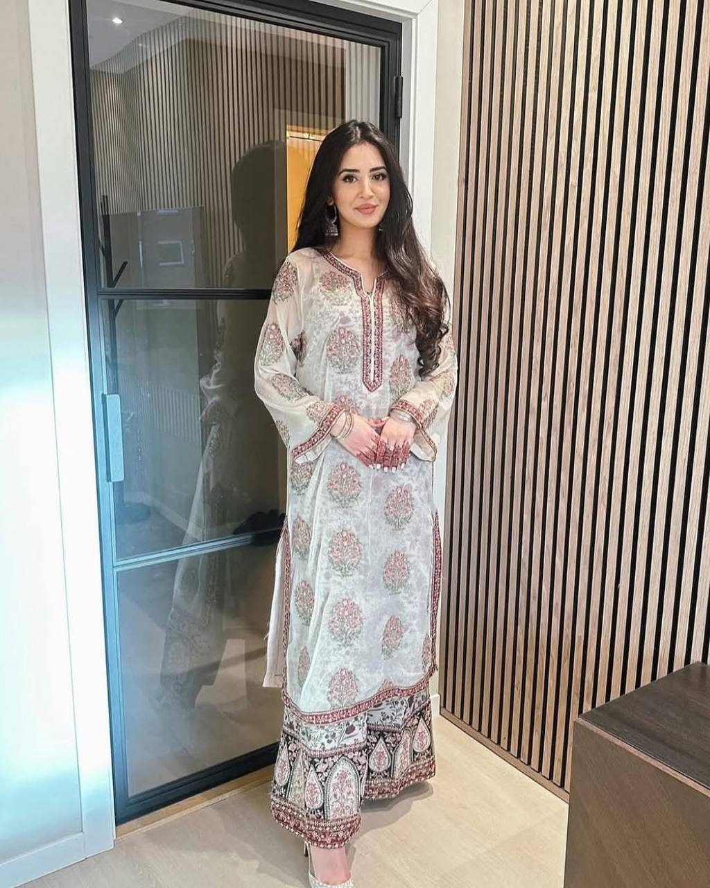 Off White Designer Heavy Faux Georgette Crep Plazzo Top and Dupatta