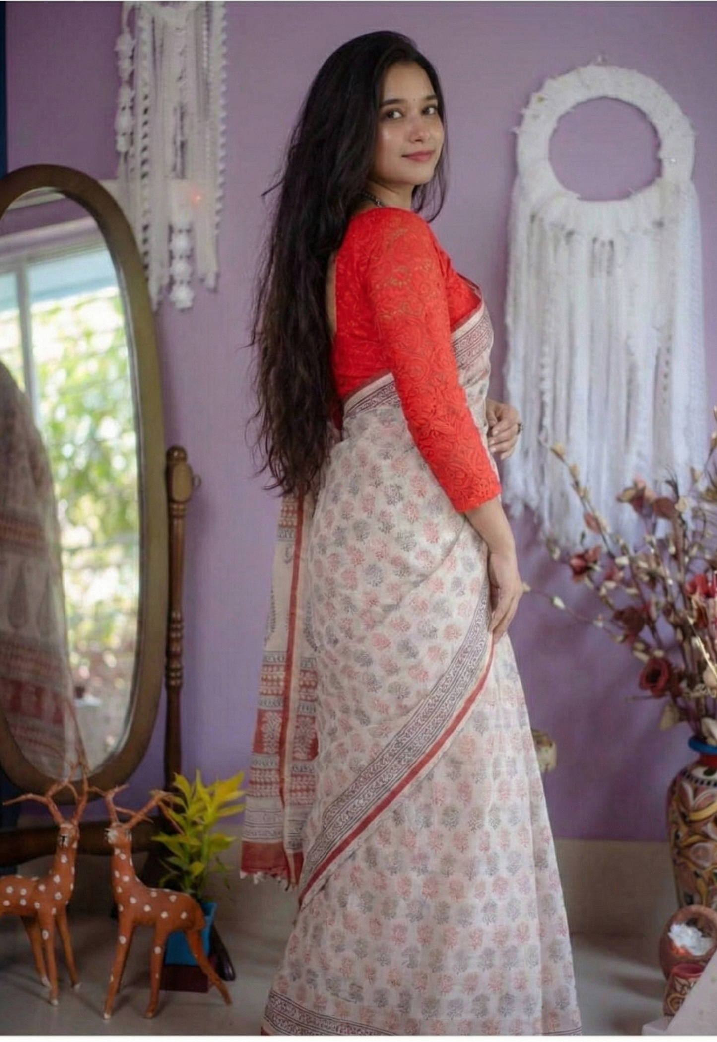 Off White Mulmul Cotton Digital Print Saree with Red Mulmul Blouse