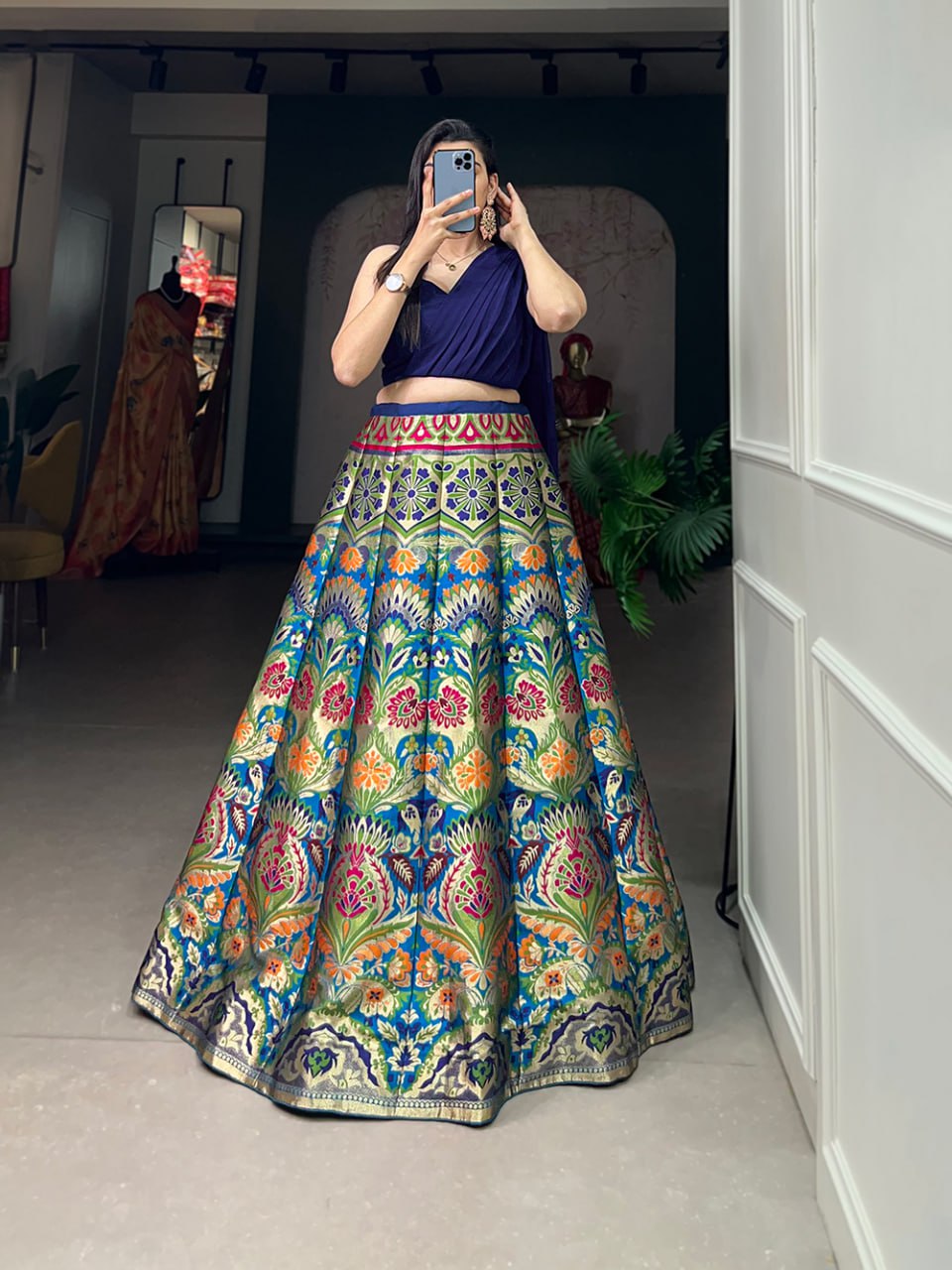 Banarasi Silk Lehenga, Zari Weaving Lehenga, Blouse with Attached Dupatta, Traditional Wedding Lehenga, Stitched Banarasi Lehenga, Canvas Lehenga Choli, Georgette Blouse, Heart Neck Blouse, Indian Ethnic Wear, Festive Lehenga Choli, Semi Bridal Lehenga, Shaadi Season Outfit, Banarasi Lehenga 2025