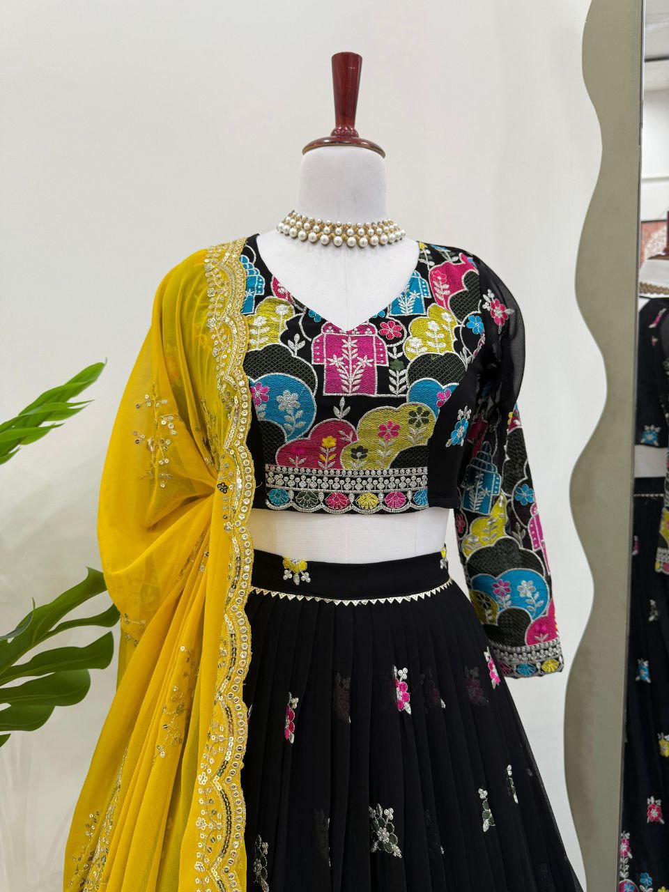 Faux Georgette Lehenga, Sequin Embroidery Lehenga, Thread Work Choli, Full Stitch Lehenga, Unstitched Blouse, Georgette Dupatta Set, Canvas Flair Lehenga, 3 Meter Flare Lehenga, Lightweight Partywear Lehenga, Indian Wedding Outfit, Festival Lehenga Choli, Ethnic Wear Set, 2025 Trending Lehenga
