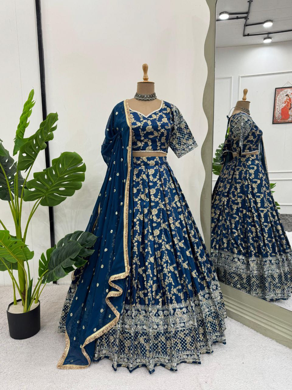 Jimi Choo Lehenga, Thread Work Lehenga, Lace Border Dupatta, Full Stitch Lehenga, Cancan Lehenga, Lightweight Lehenga, Indian Ethnic Wear, Wedding Lehenga, Festive Lehenga, 3 Meter Flair Lehenga, Unstitched Blouse, Traditional Lehenga Choli, Designer Choli Set, Micro Inner Lehenga