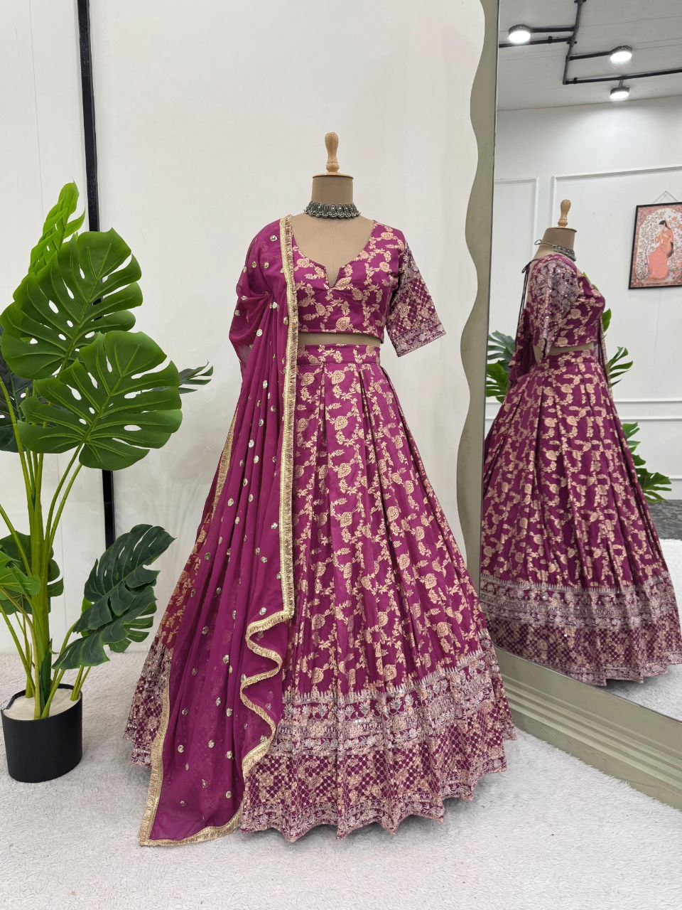 Jimi Choo Lehenga, Thread Work Lehenga, Lace Border Dupatta, Full Stitch Lehenga, Cancan Lehenga, Lightweight Lehenga, Indian Ethnic Wear, Wedding Lehenga, Festive Lehenga, 3 Meter Flair Lehenga, Unstitched Blouse, Traditional Lehenga Choli, Designer Choli Set, Micro Inner Lehenga