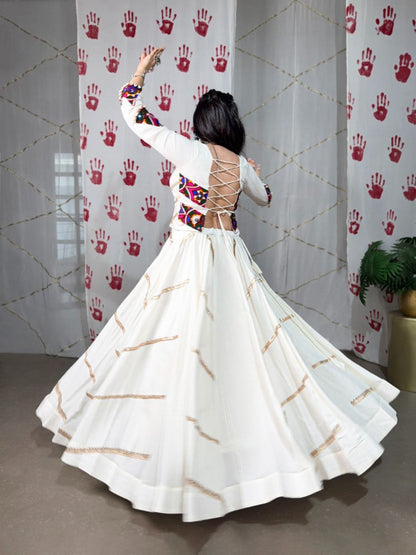 Rayon Lehenga Choli, Mirror Work Lehenga, Sequins Work Choli, Navratri Lehenga 2025, Gamthi Work Blouse, Garba Outfit for Women, Festive Indian Wear, Traditional Lehenga Choli, Navratri Rayon Outfit, Dandiya Dress for Girls