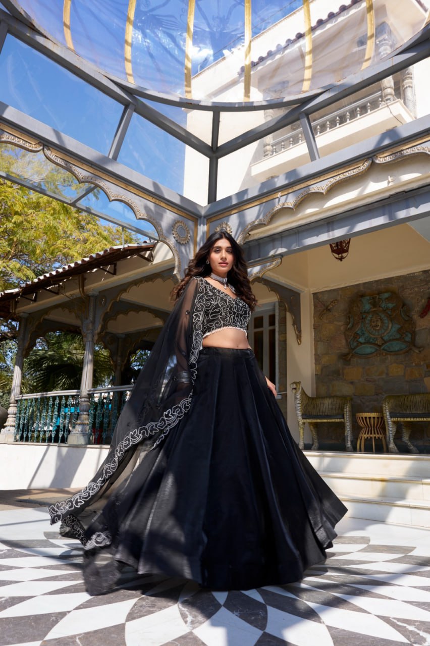 Luxury Black Wedding Lehenga Choli with Pearl