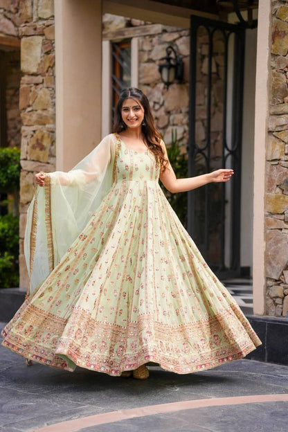 Thread Work Gown