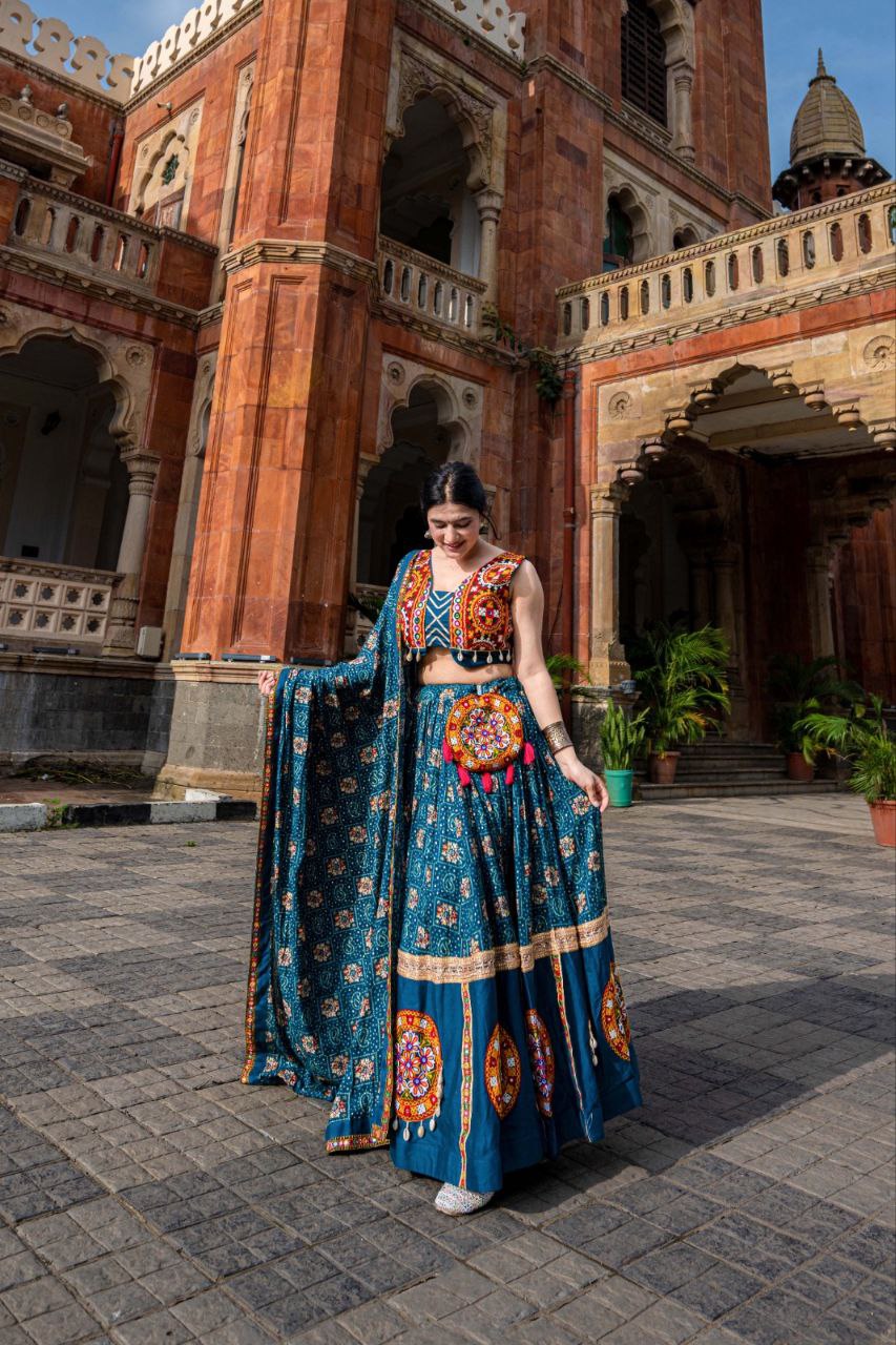 Navratri Chaniya Choli 2025, Gamthi Work Choli, Rayon Chaniya Choli, Traditional Lehenga Set, Dandiya Dress, Garba Outfit, Indian Festival Wear, Foil Print Lehenga, Chaniya Choli with Purse, Teal Navratri Dress