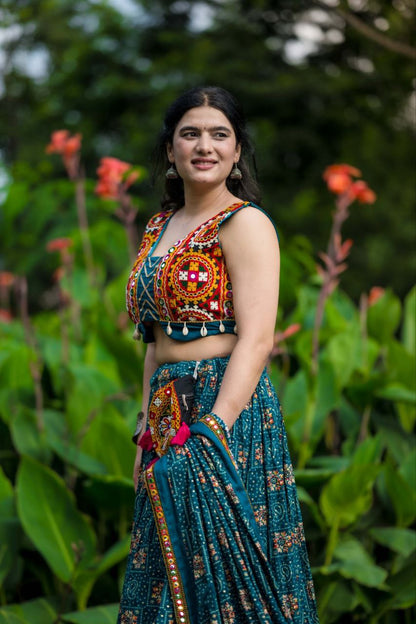 Navratri Chaniya Choli 2025, Gamthi Work Choli, Rayon Chaniya Choli, Traditional Lehenga Set, Dandiya Dress, Garba Outfit, Indian Festival Wear, Foil Print Lehenga, Chaniya Choli with Purse, Teal Navratri Dress