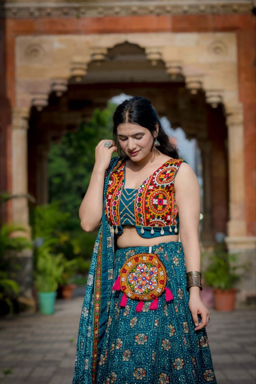 Navratri Chaniya Choli 2025, Gamthi Work Choli, Rayon Chaniya Choli, Traditional Lehenga Set, Dandiya Dress, Garba Outfit, Indian Festival Wear, Foil Print Lehenga, Chaniya Choli with Purse, Teal Navratri Dress