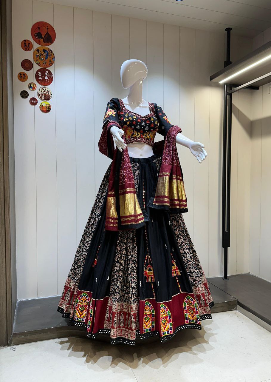 Temple Chaniya Choli, Mirror Work Chaniya Choli, Cotton Chaniya Choli, Gaji Silk Dupatta, Lagdi Pallu Dupatta, Flex Cotton Lehenga, Navratri Choli Set, Traditional Chaniya Choli, Handwork Ghagra Choli, L Size Chaniya Choli, Indian Ethnic Wear, Designer Garba Outfit, Dandiya Choli