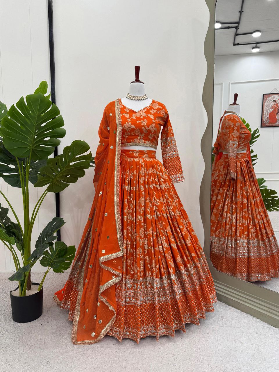 Jimi Choo Lehenga, Thread Work Lehenga, Lace Border Dupatta, Full Stitch Lehenga, Cancan Lehenga, Lightweight Lehenga, Indian Ethnic Wear, Wedding Lehenga, Festive Lehenga, 3 Meter Flair Lehenga, Unstitched Blouse, Traditional Lehenga Choli, Designer Choli Set, Micro Inner Lehenga