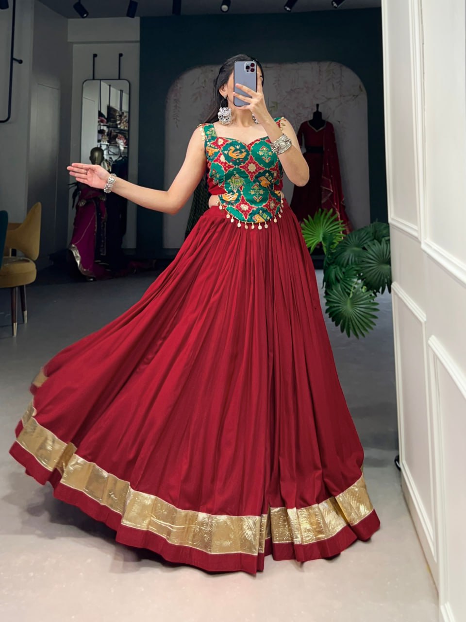Navratri Lehenga 2025, Rayon Lehenga Choli, Silk Blend Lehenga Set, Ginni Lace Blouse, Coin Lace Blouse, 6 Meter Flare Lehenga, Viscose Jacquard Silk Blouse, Embossed Lace Lehenga, Festive Wear Lehenga, Garba Choli Set, Canvas Lined Lehenga, Stitched Navratri Outfit, Zip Pocket Lehenga