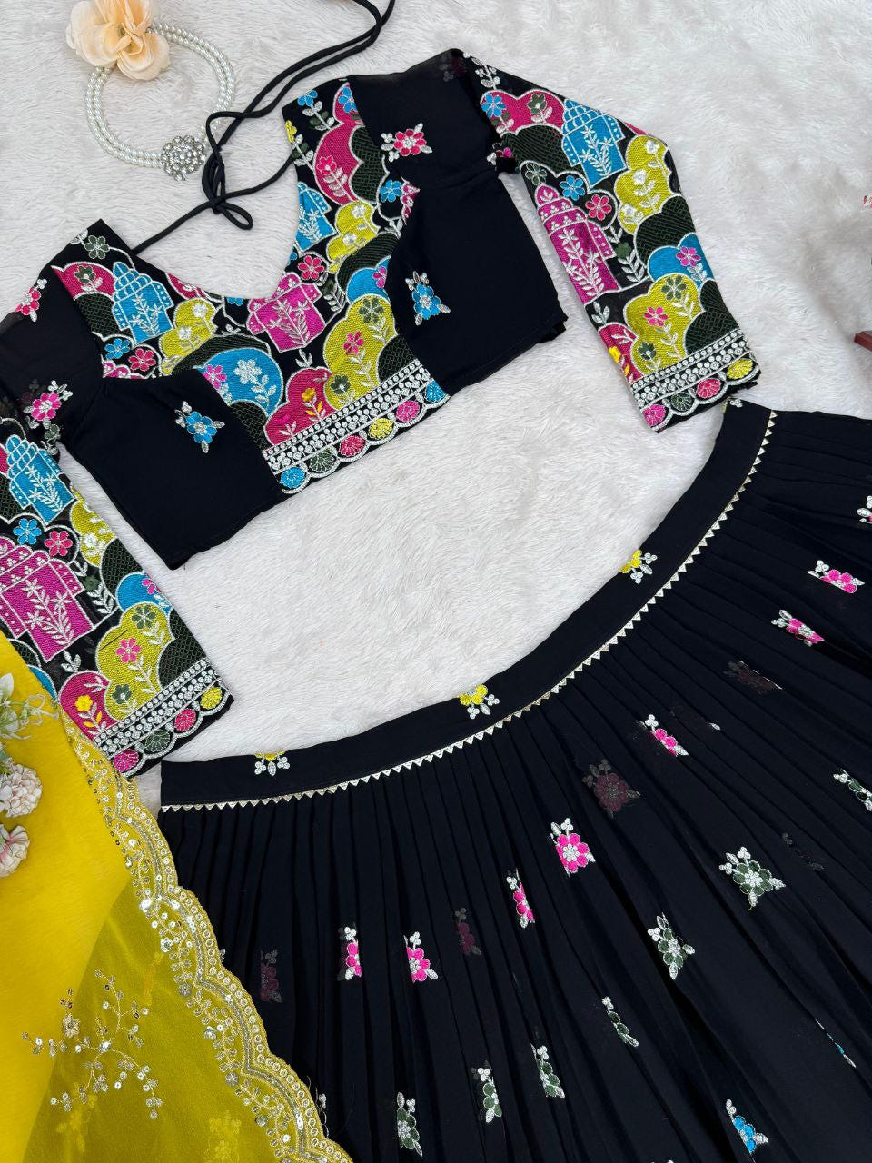 Faux Georgette Lehenga, Sequin Embroidery Lehenga, Thread Work Choli, Full Stitch Lehenga, Unstitched Blouse, Georgette Dupatta Set, Canvas Flair Lehenga, 3 Meter Flare Lehenga, Lightweight Partywear Lehenga, Indian Wedding Outfit, Festival Lehenga Choli, Ethnic Wear Set, 2025 Trending Lehenga