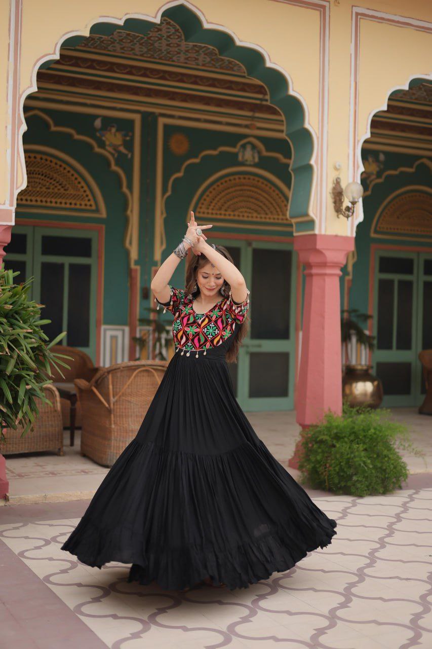 Navratri Gown 2025, Kutchi Work Gown, Gamthi Work Gown, WL-9188 Gown, Black Rayon Gown, Gown for Garba Night, L Size Gown, Traditional Indian Gown, Round Neck Fancy Gown, 10 Meter Flair Gown, Gathering Stitch Gown, Ethnic Festive Wear, Navratri Special Outfit