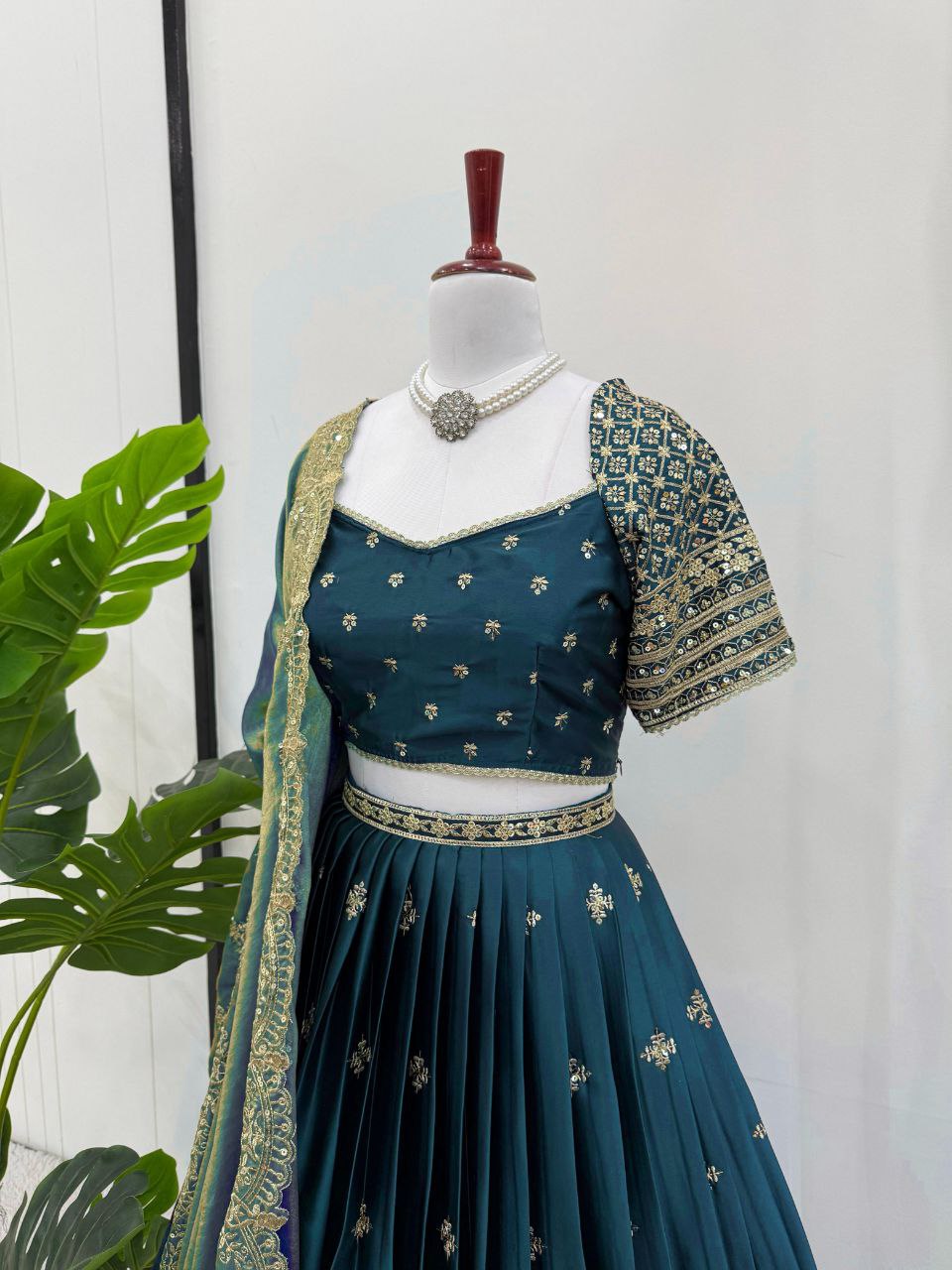 Japan Satin Lehenga, Sequin Lehenga Choli, Thread Work Lehenga, Cutwork Dupatta, Fendi Silk Dupatta, 3.5 Meter Flair Lehenga, Full Stitch Lehenga, Side Zip Lehenga, Unstitched Blouse, Lightweight Lehenga Choli, Wedding Wear, Festive Ethnic Outfit, Designer Lehenga Set, Traditional Indian Wear