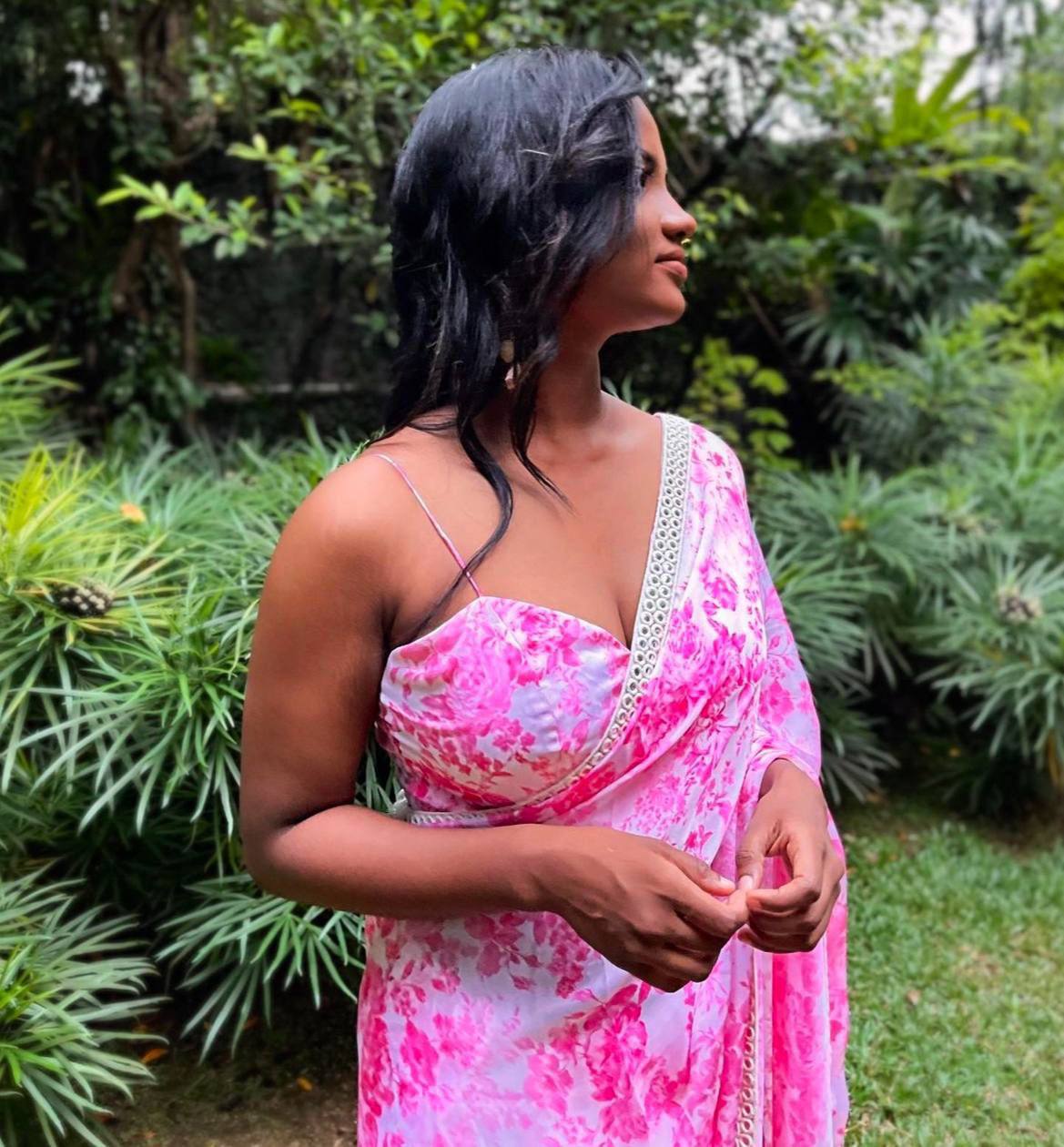 White and Pink Print Georgette Saree with Mirror Lace Real Kodi Border