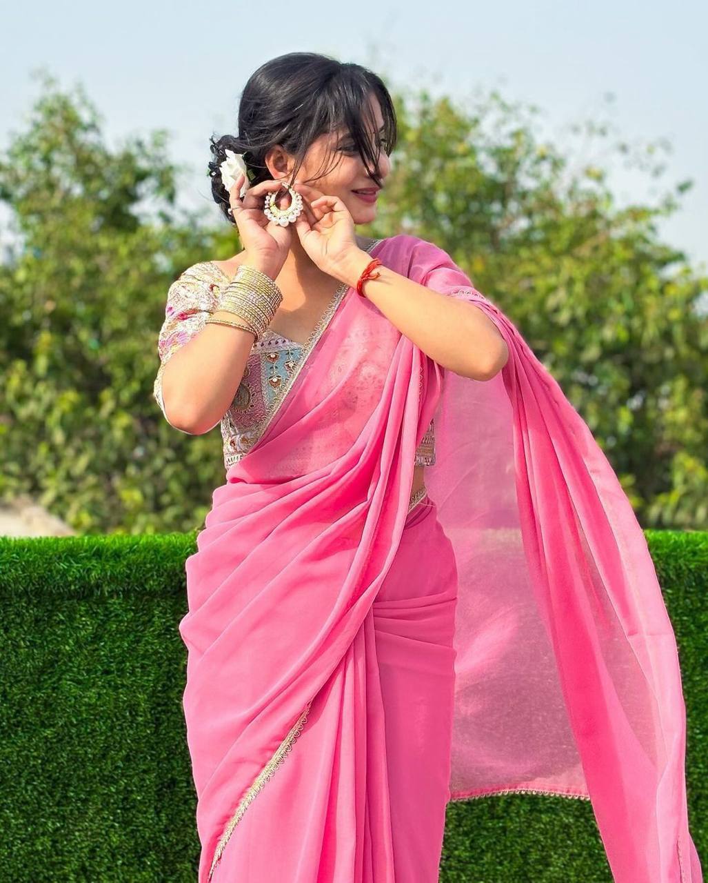 Pink Georgette Saree with Lace Border Embroidery Coding Work Blouse