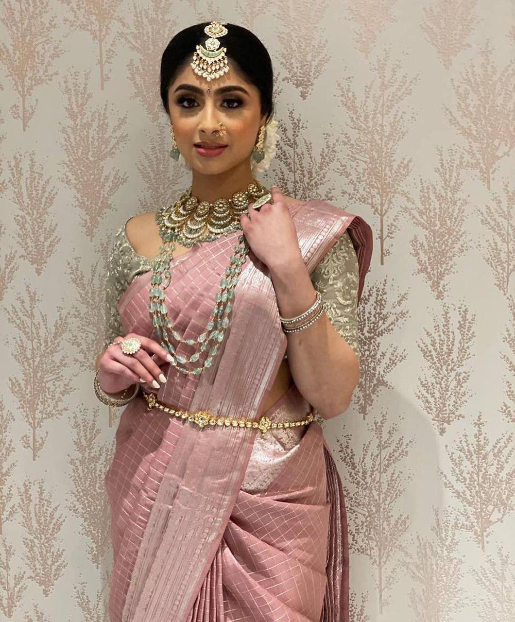 Pink Traditional Kanchipuram Silk Saree with Chex Design Woven Blouse