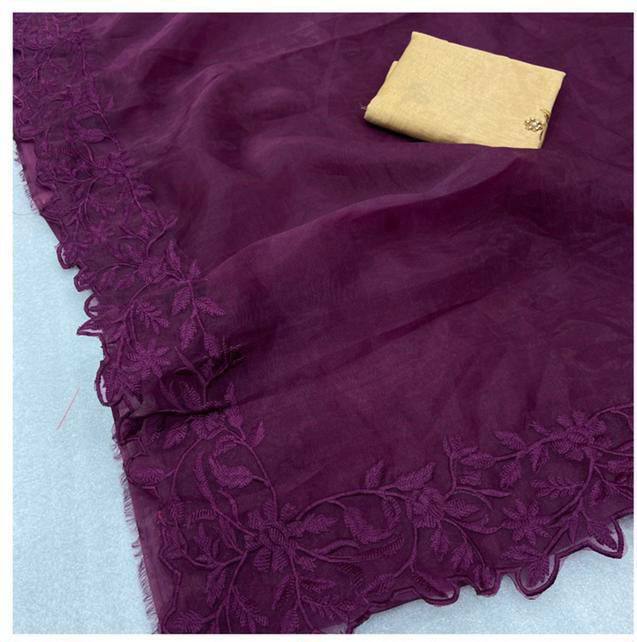Purple Organza Embroidered Saree with Cutwork Border Buti Work Blouse