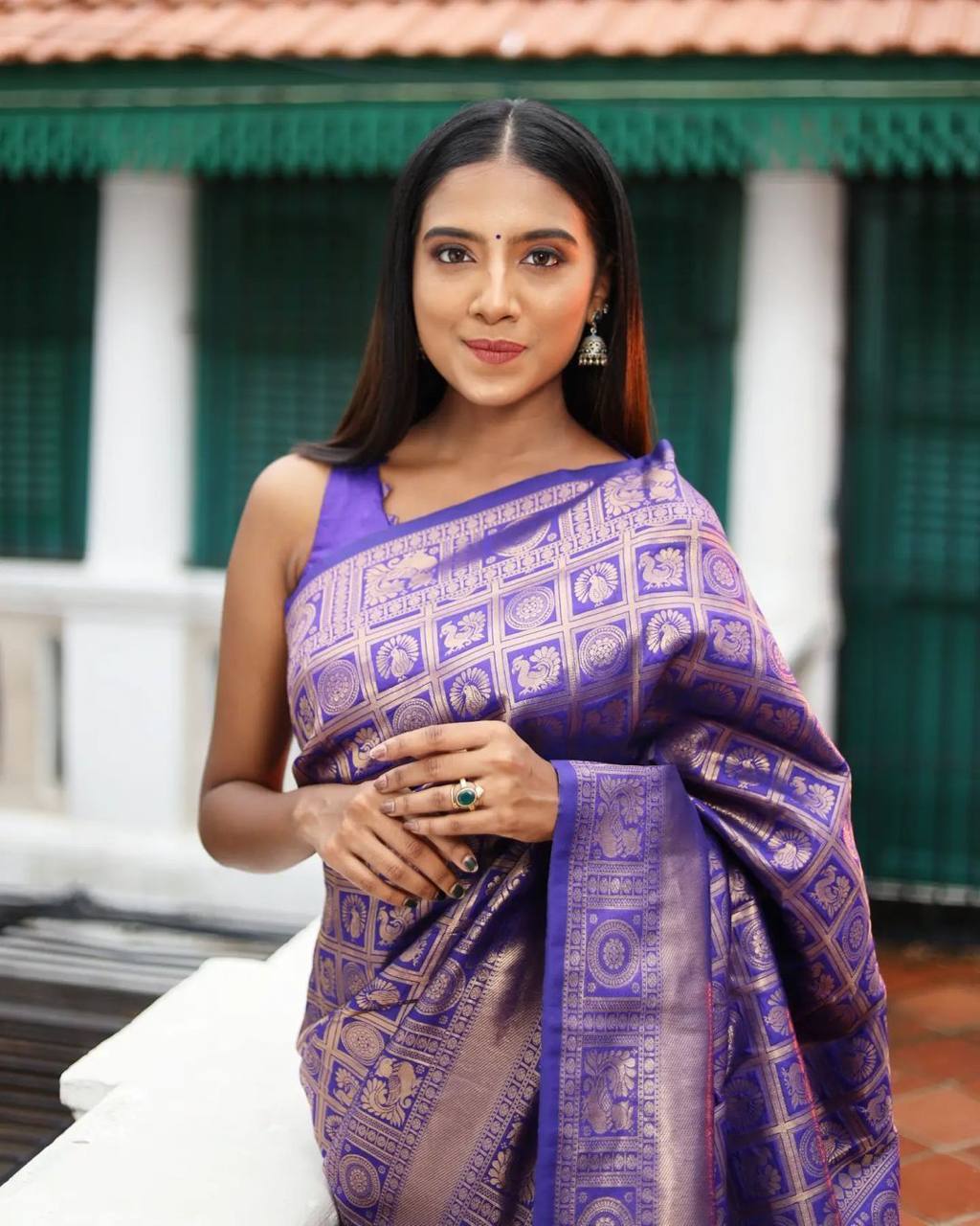 Purple Traditional Kanchipuram Silk Saree with Woven Matching Blouse