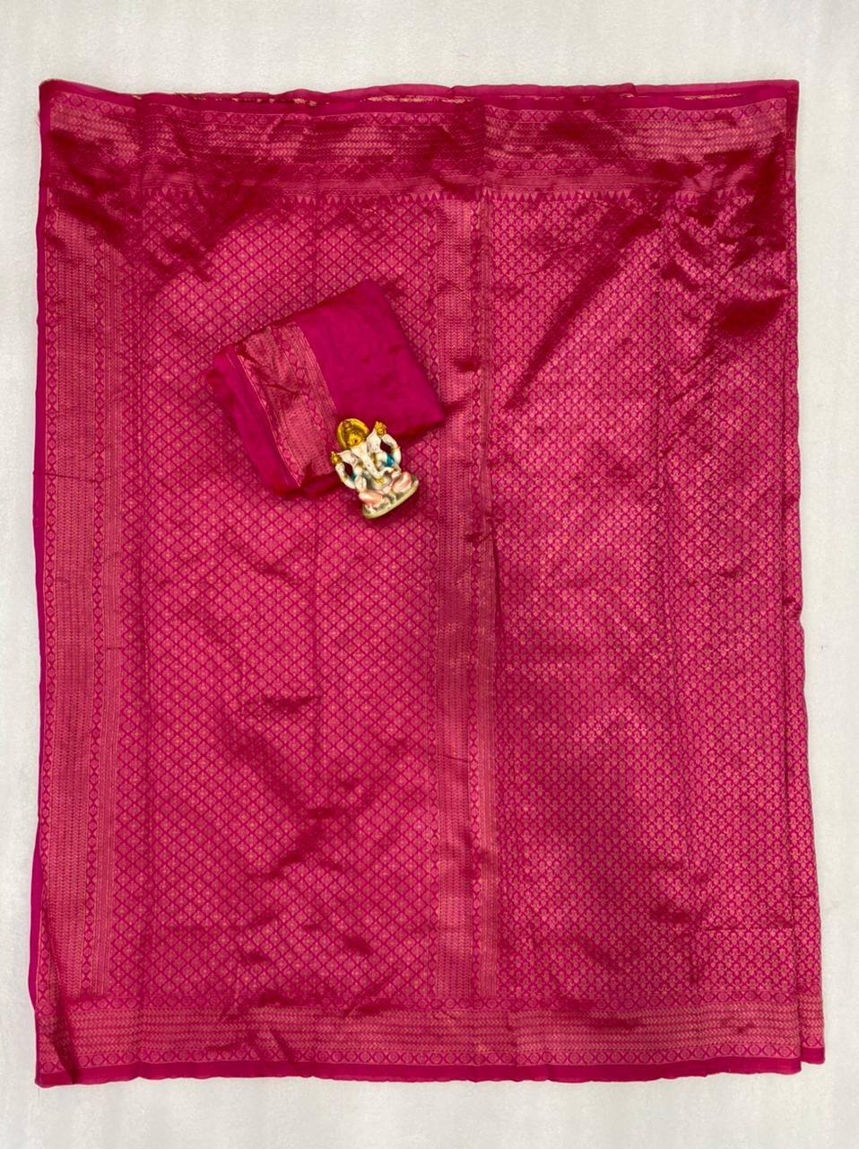 Rani Pink Kanchipuram Jari Weaving Silk Saree with Designer Blouse