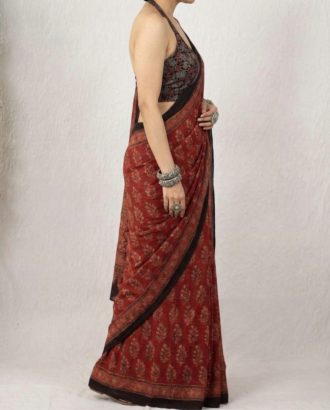 Red Floral Soft Mulmul Cotton Digital Print Saree with Banglori Blouse