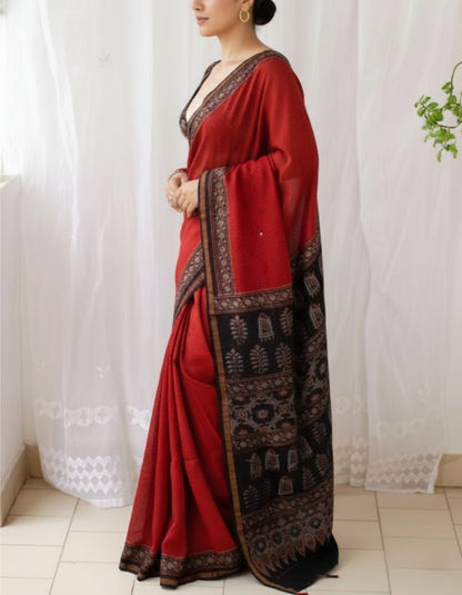 Red Soft Mulmul Cotton Digital Print Saree with Banglori Blouse