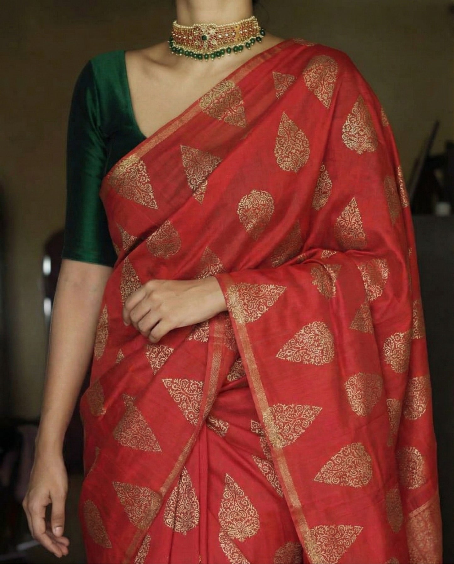 Red Traditional Kanchipuram Silk Saree with Rich Zari Weaving Border