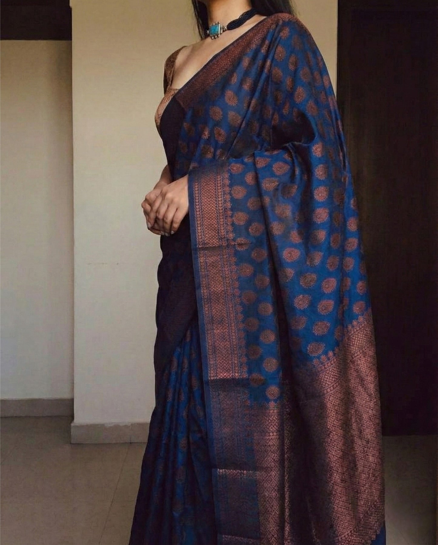 Royal Blue Kanchipuram Silk Saree with Rich Zari Weaving Border