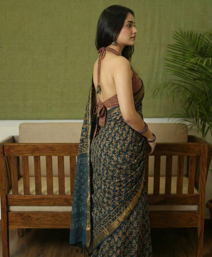 Teal Green Mulmul Cotton Digital Print Saree with Banglori Blouse