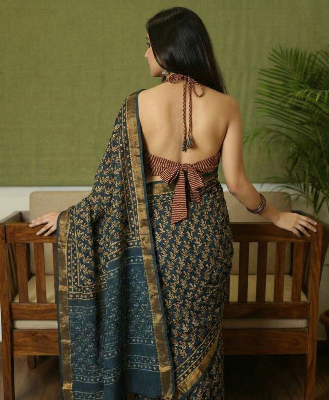 Teal Green Mulmul Cotton Digital Print Saree with Banglori Blouse