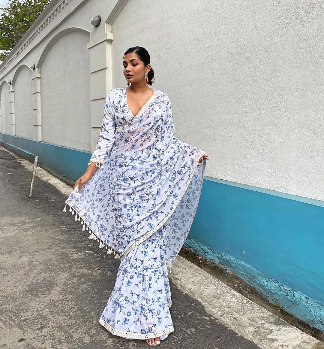 White and Blue Print Georgette Saree with Mirror Lace Real Kodi Border